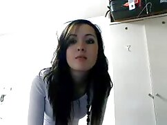 Douce dame aime le sexe anal