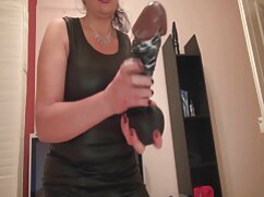 Une blonde coquine avec video sexe mature gratuit des lunettes se fait punir par une bite bien dure