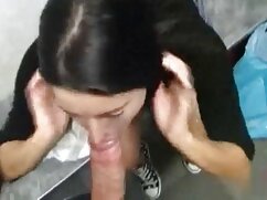 La  chaude Becky Bandini souffle et baise son voisin au bord de la piscine