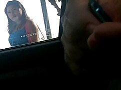 La jolie blonde Kristen Scott a des relations sexuelles avec un inconnu dans film x arabe gratuit une voiture