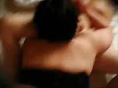 Des filles chaudes s'embrassent video film de sex gratuit