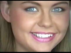 Diamond Foxxx apprend à sa belle-fille à manger la chatte
