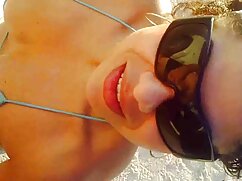 Kali Roses video x amateur en streaming et Whitney Wright font l'amour dans le salon