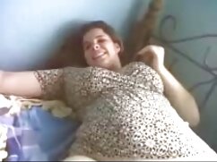 La MILF aux film porno gros seins gros seins Rachael Cavalli a des relations sexuelles avec sa belle-fille Sofie Reyezs et son petit ami