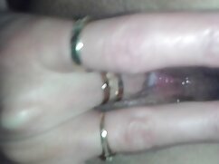 Dame blonde aime sucer des bites
