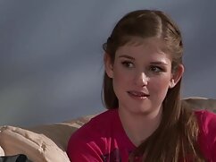April Snow se fait défoncer la chatte poilue et se faire  crémer le visage