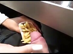 Nettoyage du poteau de chair après une douche chaude